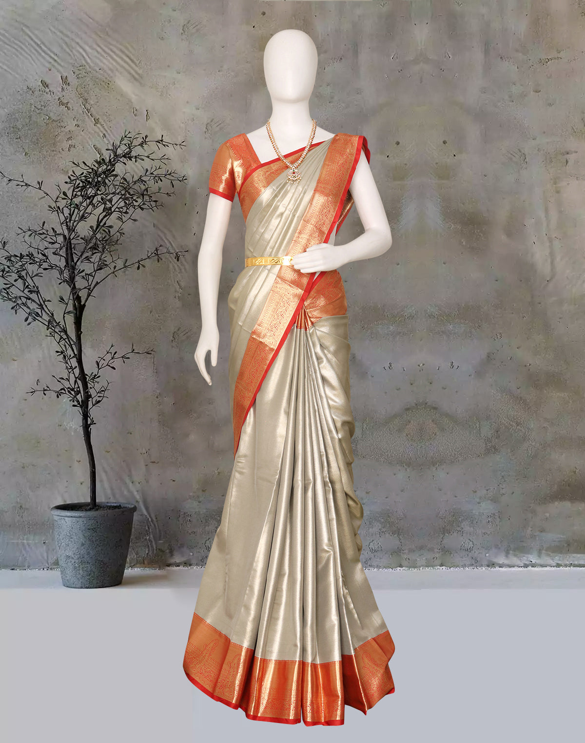 Silver Coloured Plain Tissue Jaal Kanchi Padiya Pattu Contrast Border Silk Saree