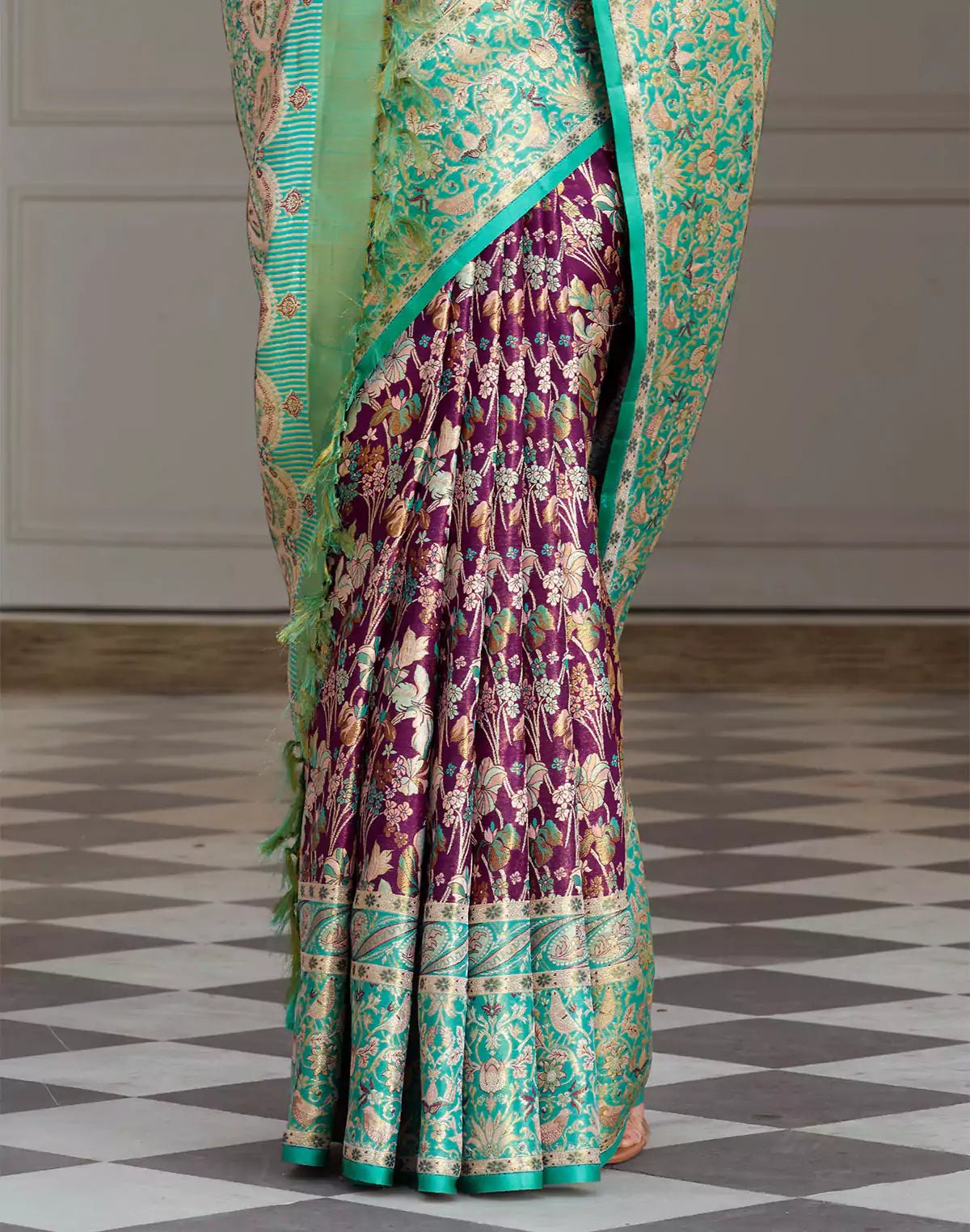 Image of Dark Purple Floral Kanchipuram Pure Silk Saree With Elegant Contrast Border - South India Shopping Mall