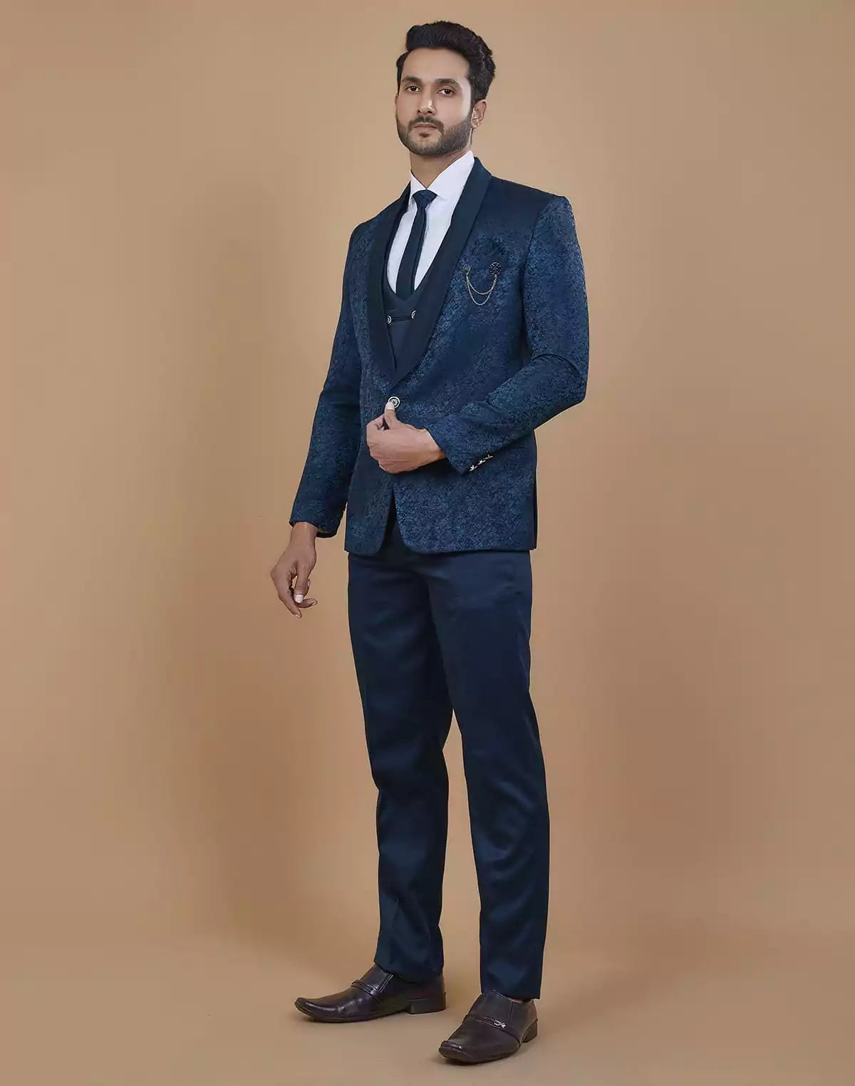 Image of Designer Elegant Green Imported Fabric Suit Set