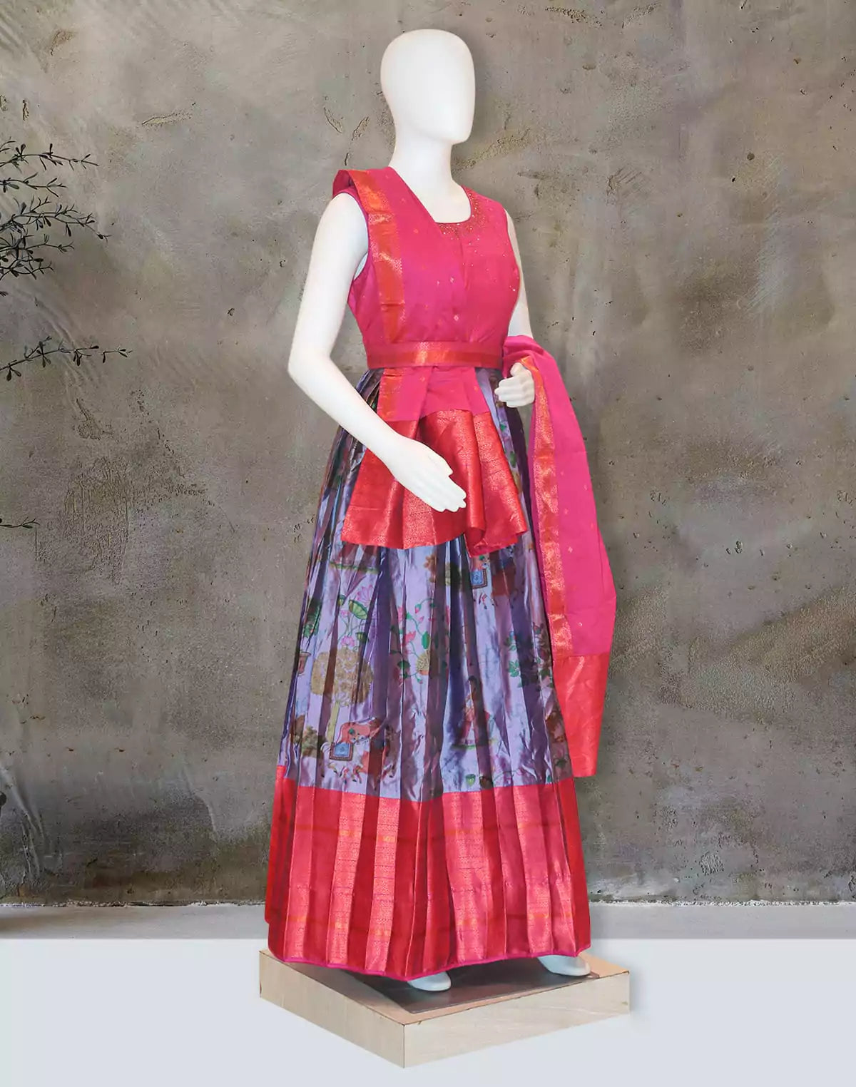 Image of Lavender Floral Banaras Contrast Gown Set with Belt