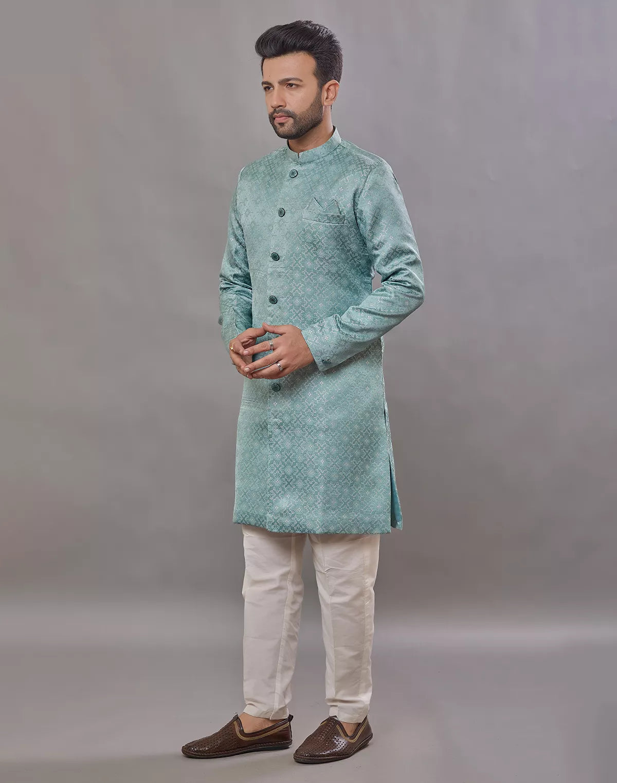 Imperial Floral Patterned Jacquard Semi-Indo Style