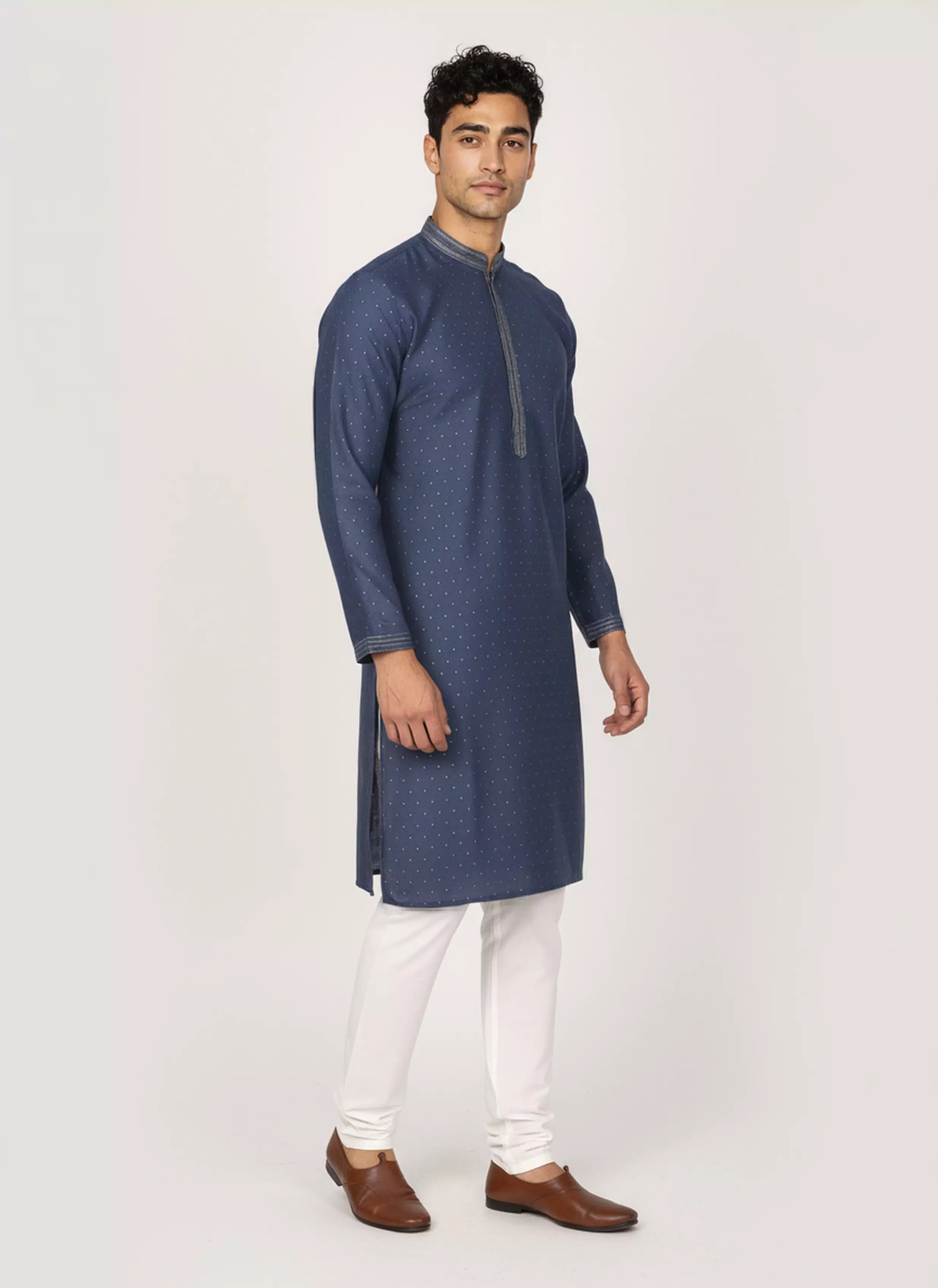Self Thread with Zari Booti's Jacquard Kurta Pyjama Set