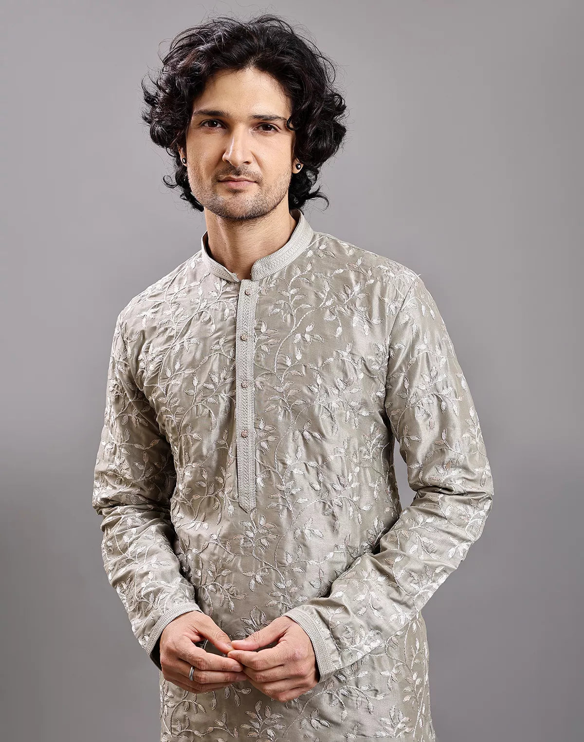 Thread work Bel Buti Patterned Cotton Silk Kurta Pyjama