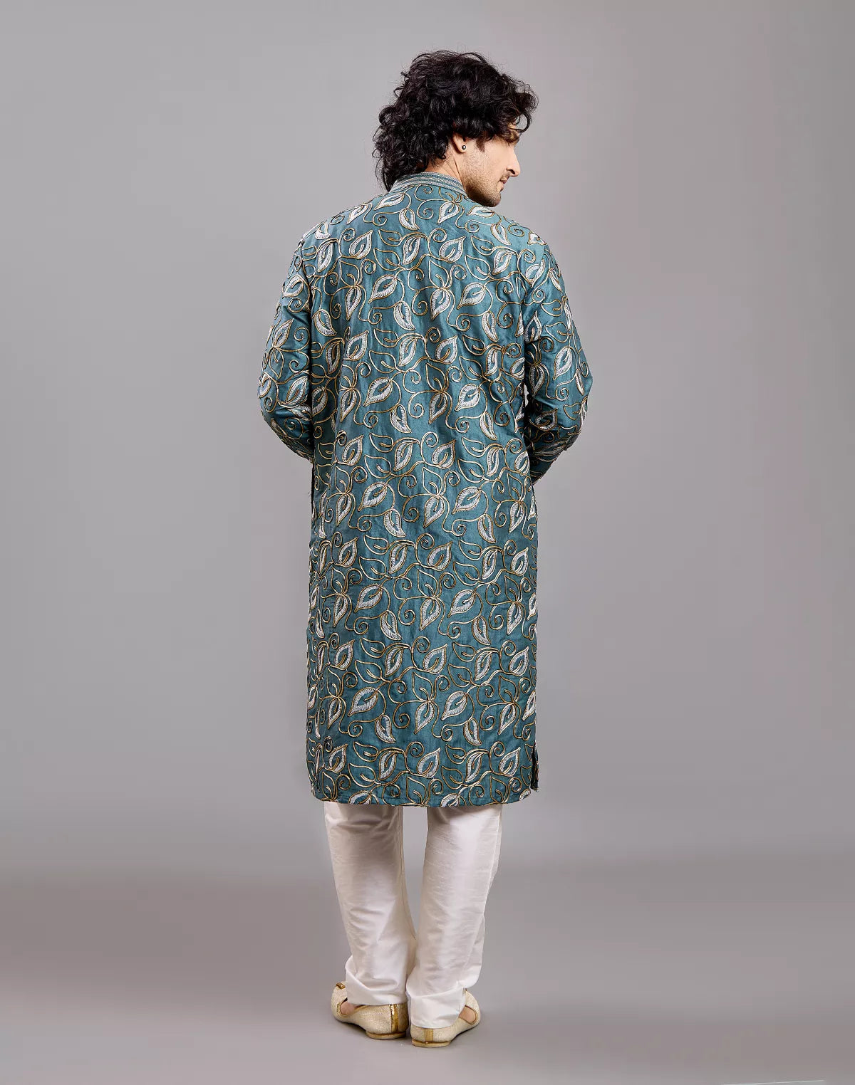 Image of Thread work Floral Design Cotton Silk Kurta Pajama