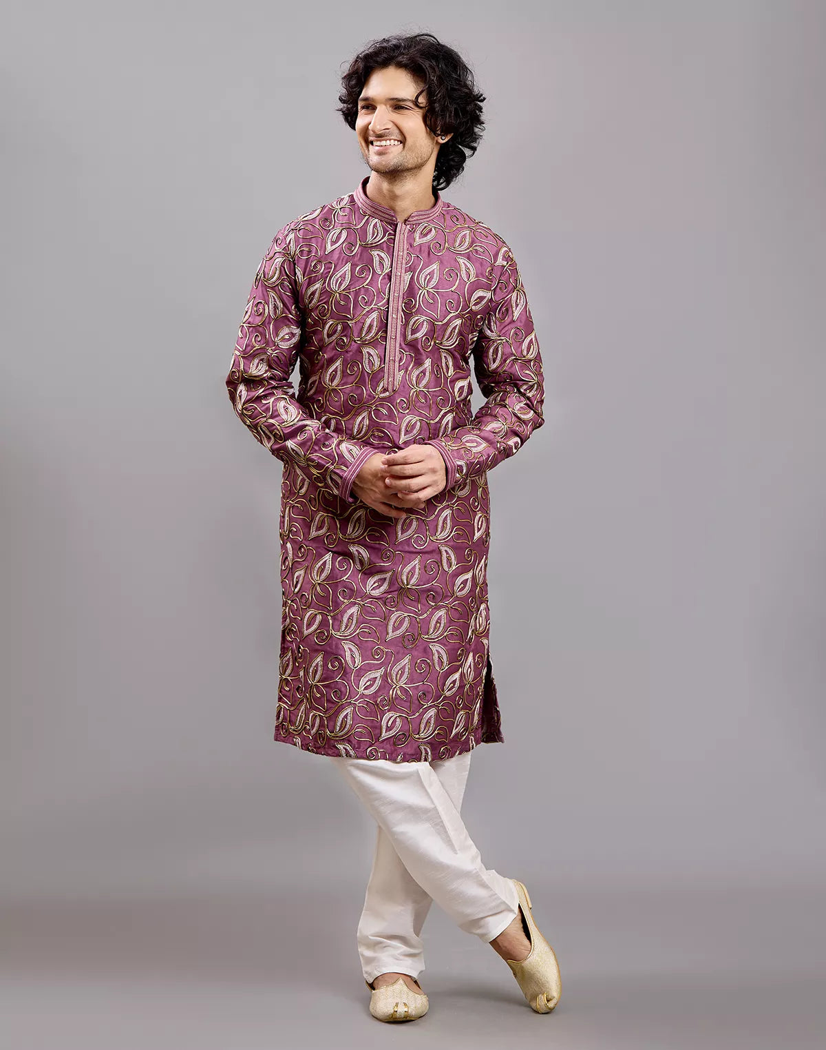 Image of Thread work Floral Design Cotton Silk Kurta Pajama