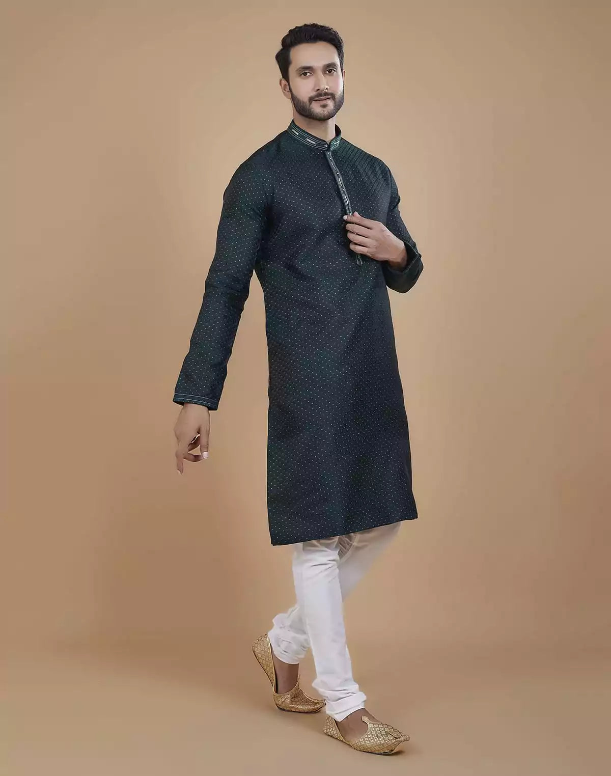 Image of Stunning Green Coloured Jacquard Kurta Pyjama Set