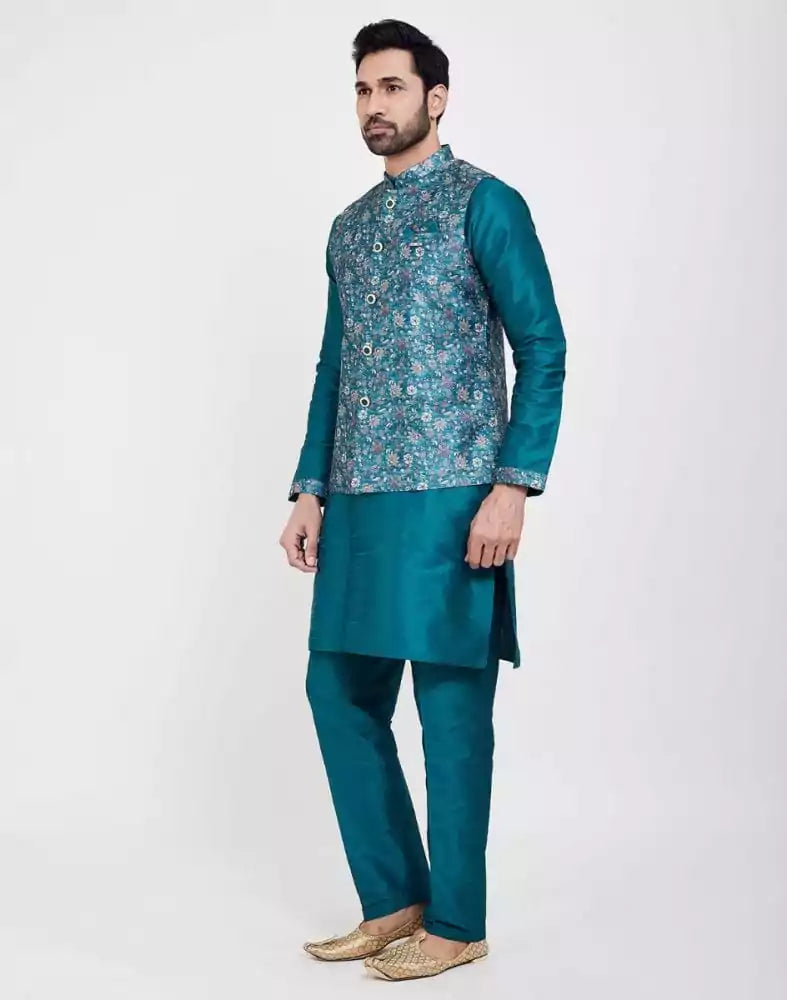 Image of Green Printed Jacquard Kurta Set