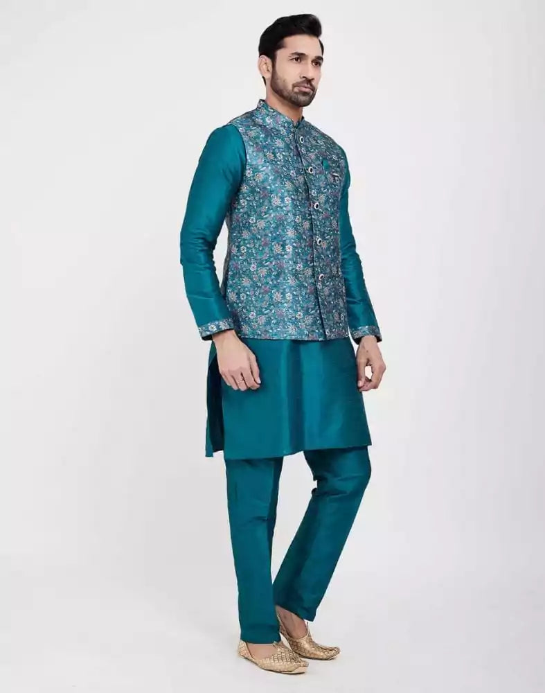 Image of Green Printed Jacquard Kurta Set