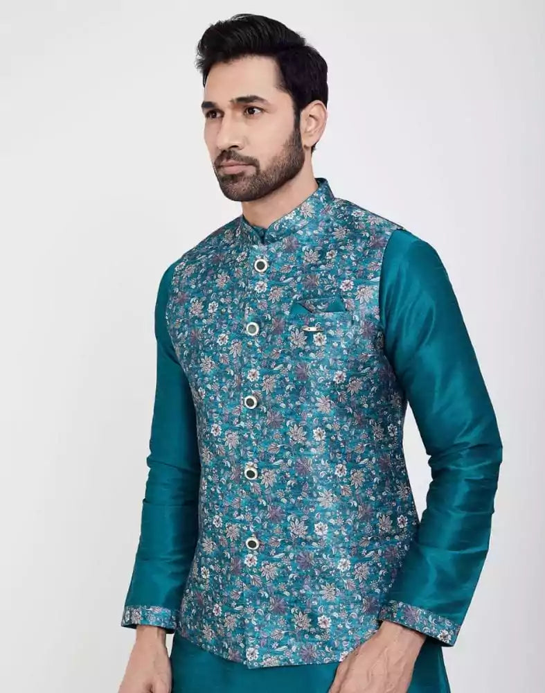 Image of Green Printed Jacquard Kurta Set