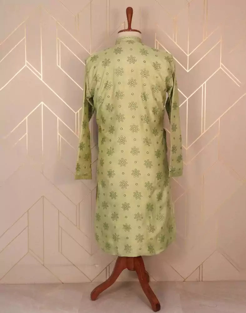 Image of Pista Green Floral Raw Silk Printed Kurta Pyjama Set