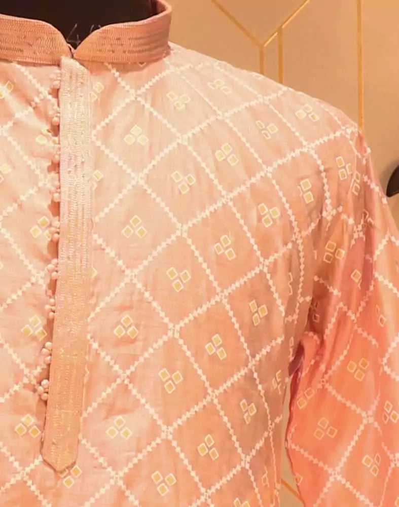Image of Peach Geometric Mica Print Paper Silk Kurta Pyjama Set