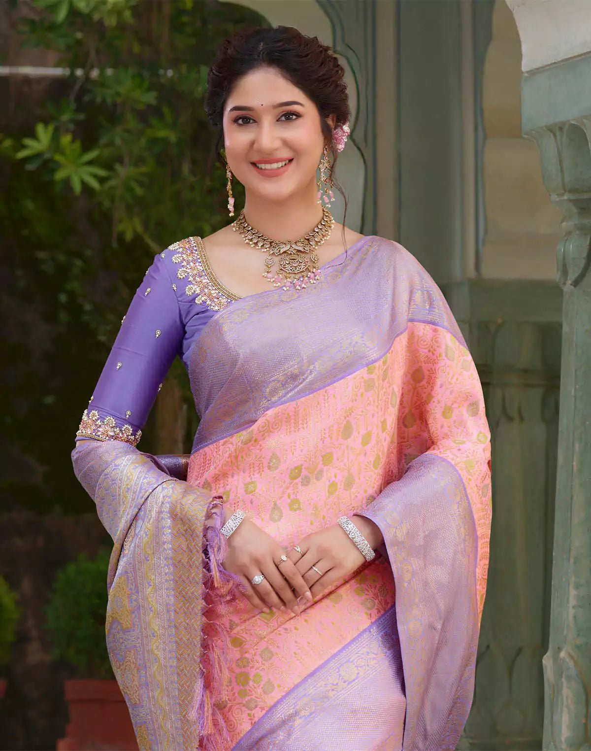 Image of Light Pink Floral Kanchipuram Pure Silk Saree With Contrast Skut Border - South India Shopping Mall