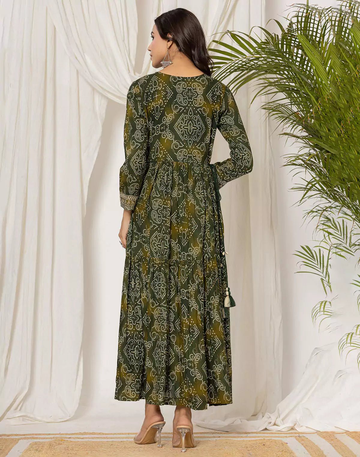 Image of Mehendi Green Bandhini Print Rayon Kurti in Round Neck - South India Shopping Mall