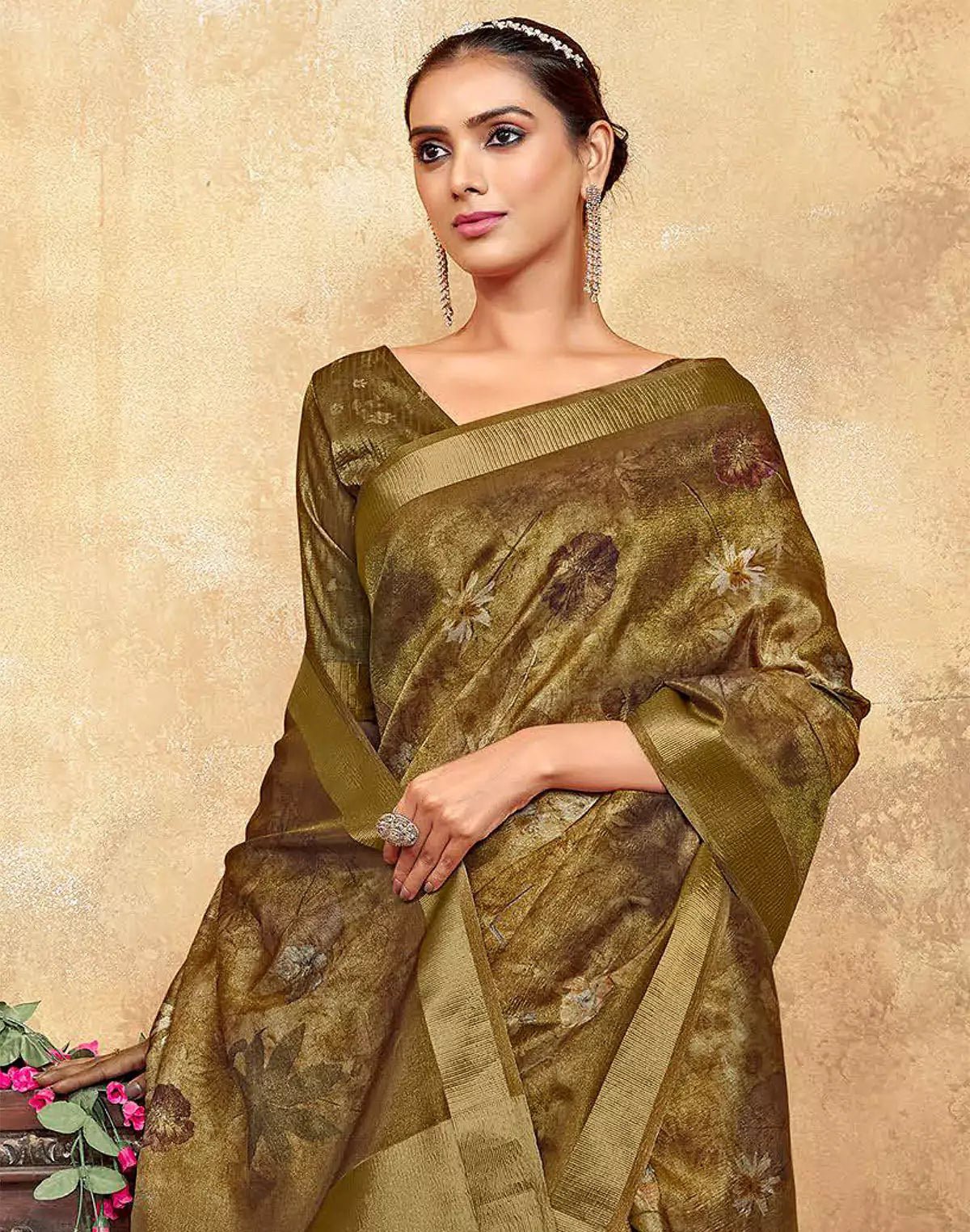 Image of Mehendi Green Dola Silk Saree With Self Blouse - South India Shopping Mall