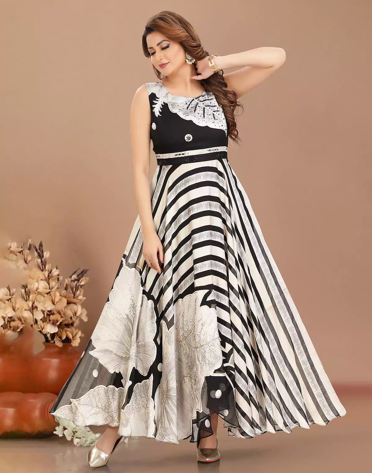 Image of Off White Georgette Trendy Party Wear Kurti - South India Shopping Mall