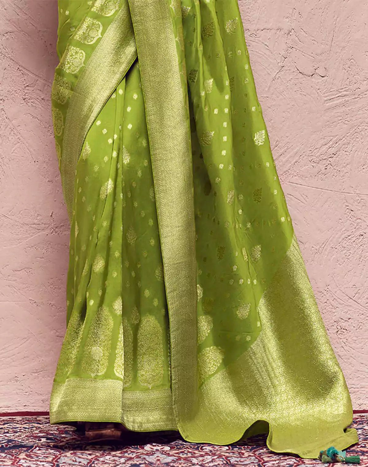 Parrot Green Banarasi Pure Crepe Dola Silk Saree - South India Shopping Mall