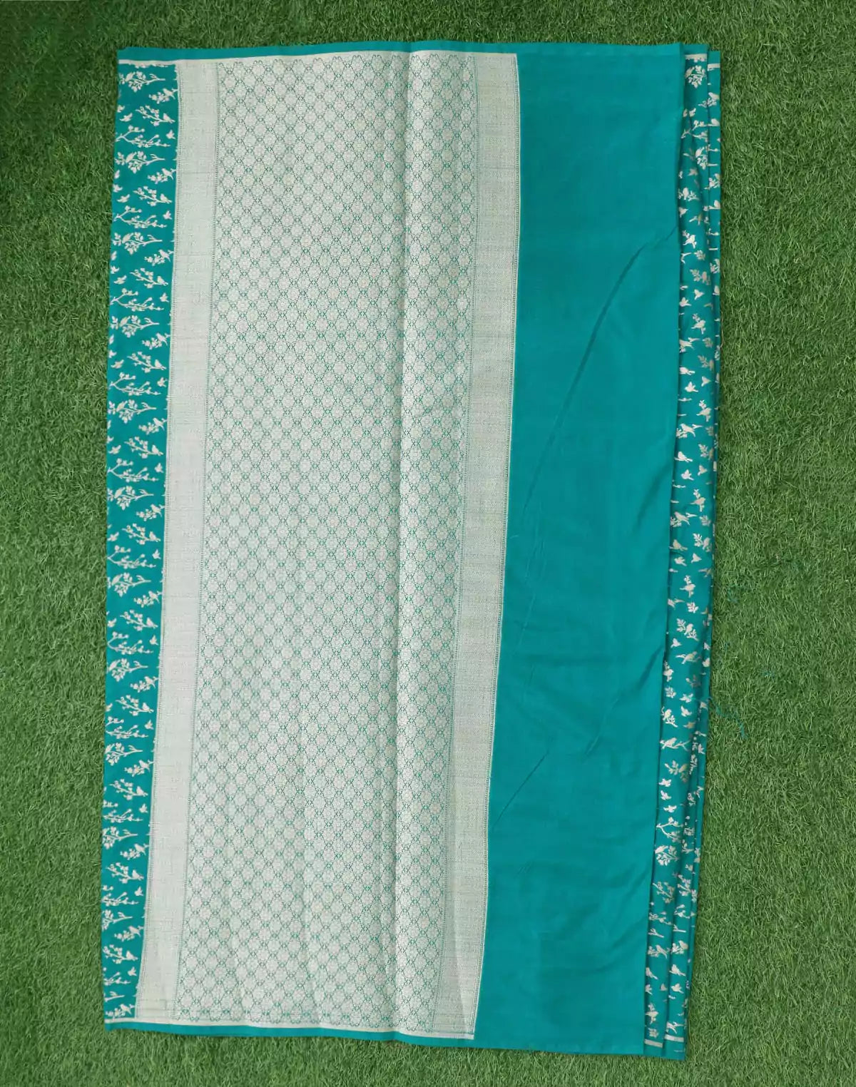 Image of Green Coloured Banaras Fancy Saree