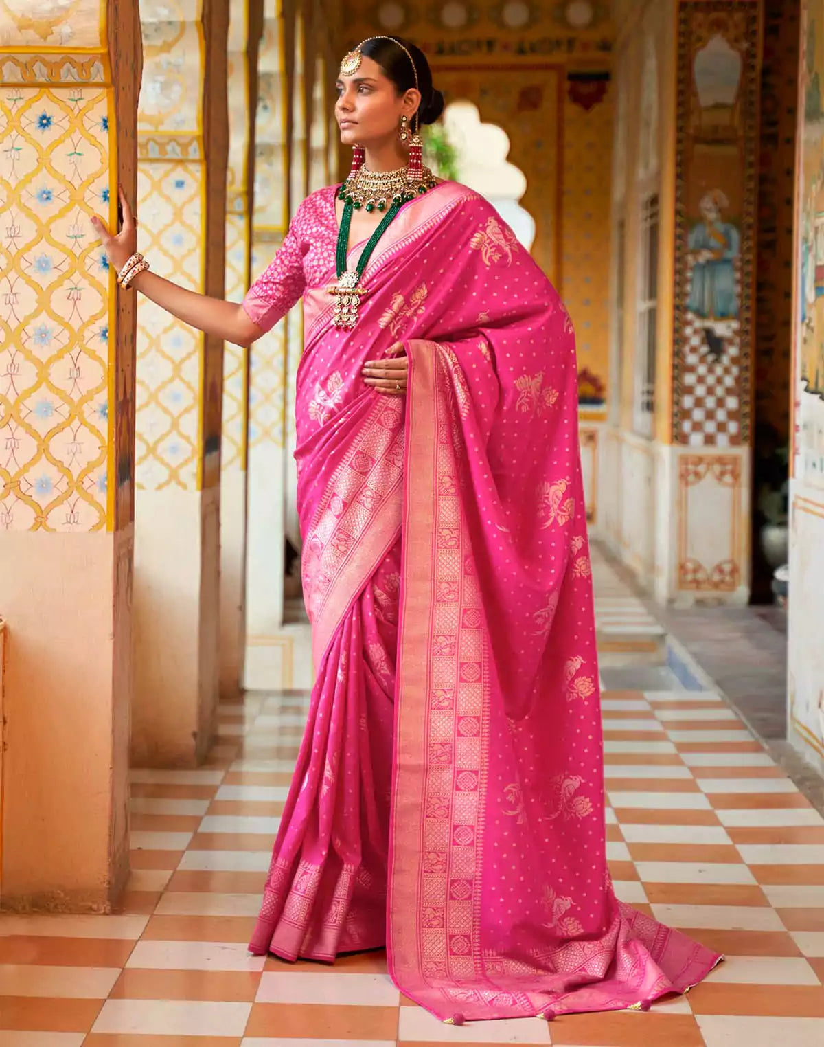 Image of Pink woven design Banaras Silk Saree