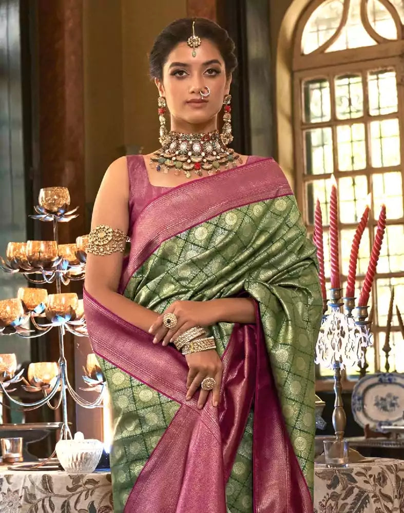 Image of Traditional Green Geometric Pattern Soft Silk Saree