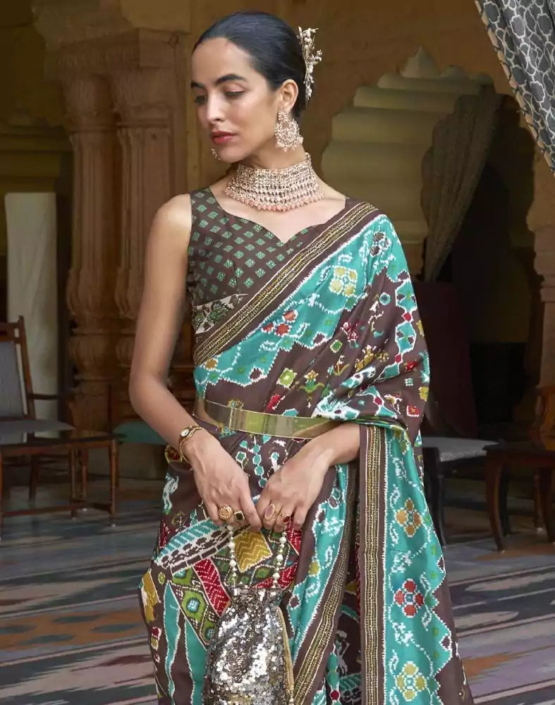 Image of Stylish Brown Ikat Print Patola Saree