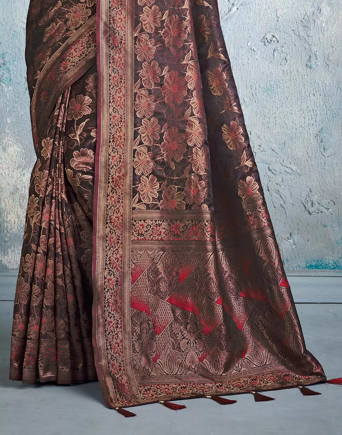Image of Designer Maroon Floral Print Soft Silk Saree