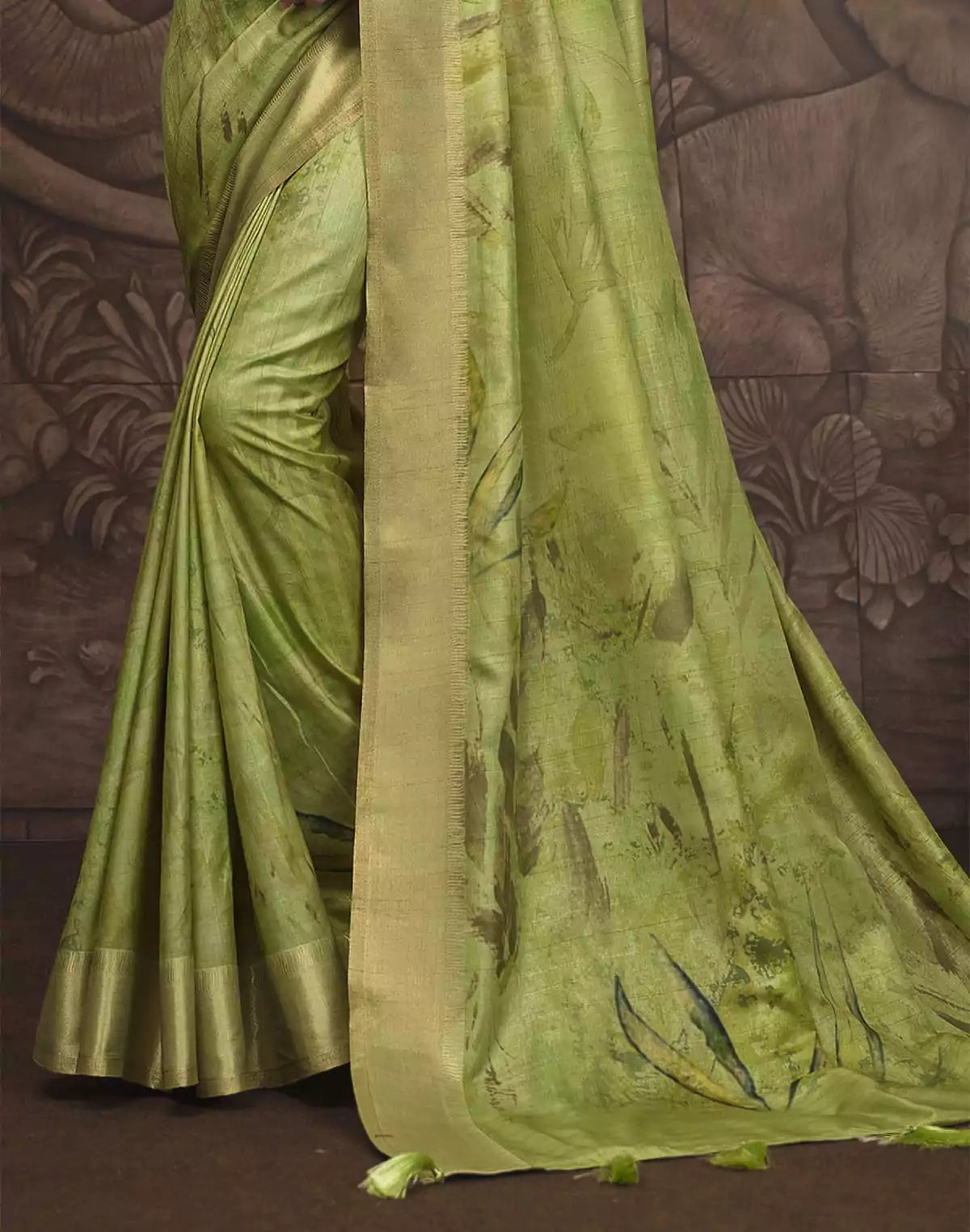 Image of Stylish Parrot Green Graphic Design Malai Silk Saree