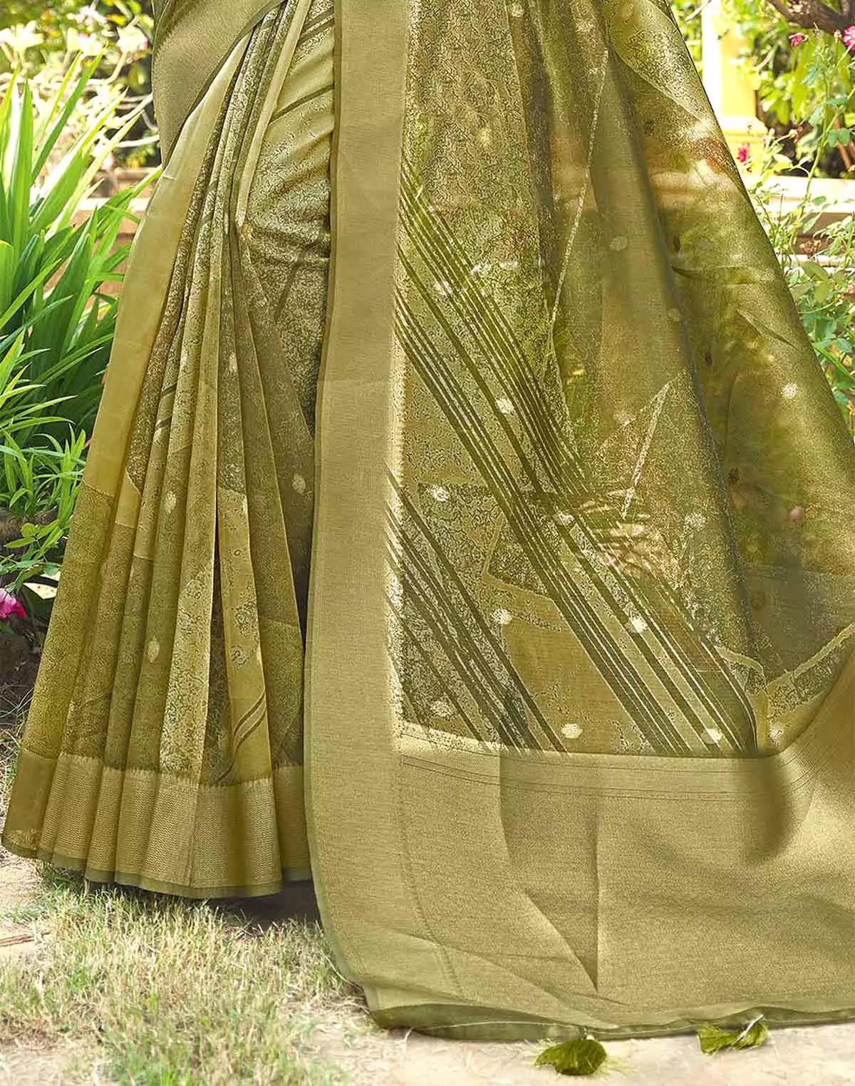 Image of Adorable Green Organza Designer Saree