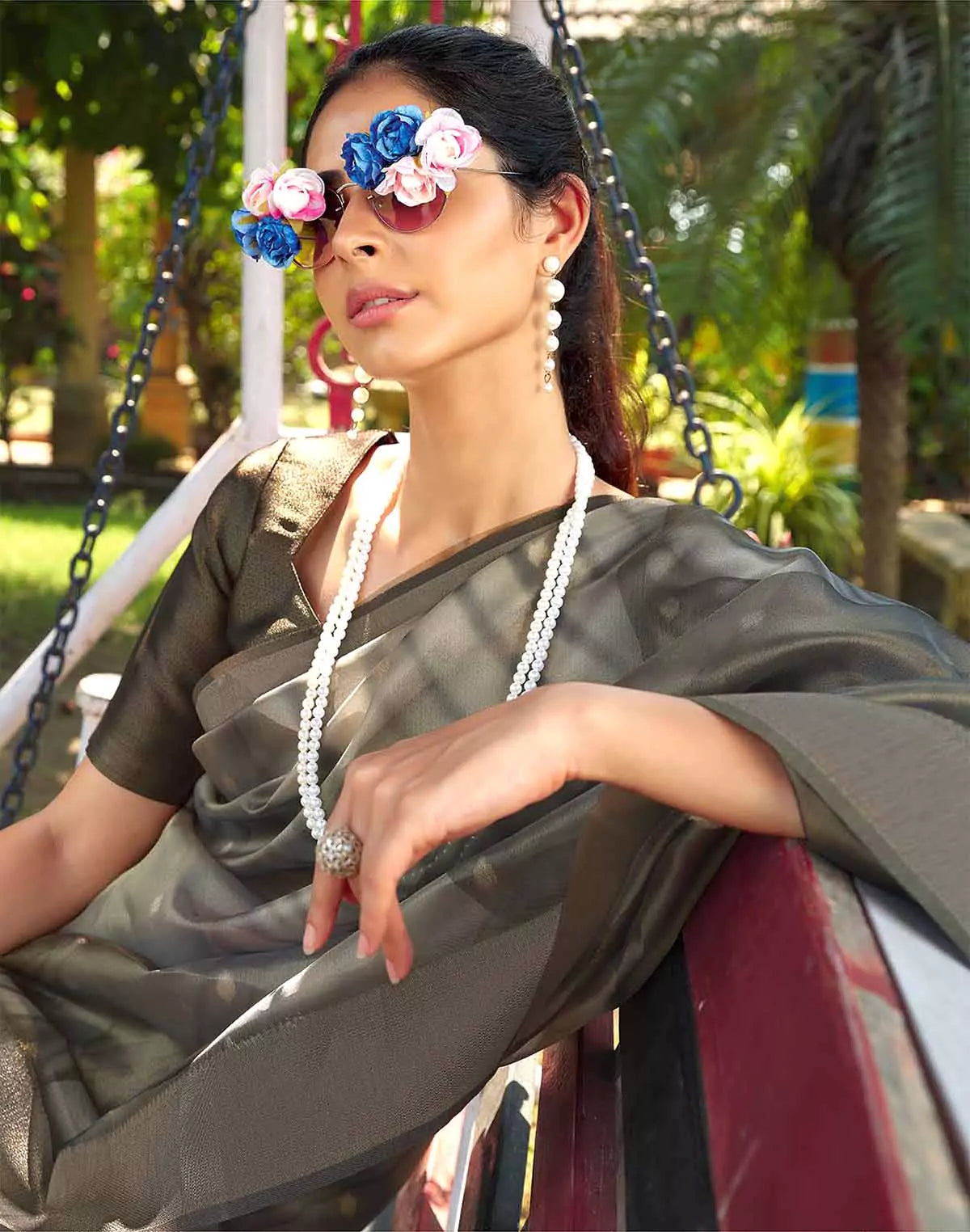 Image of Light Grey Stylish Pattern Organza Saree