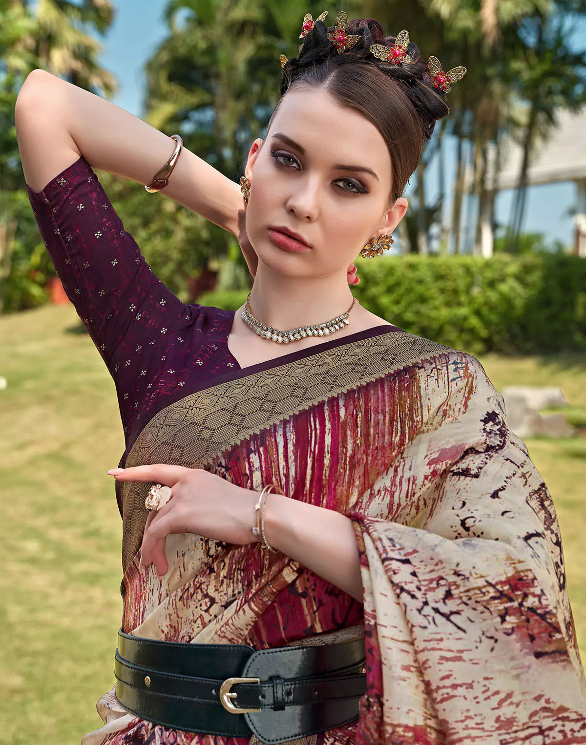 Image of Maroon Graphic Print Dola Silk Saree