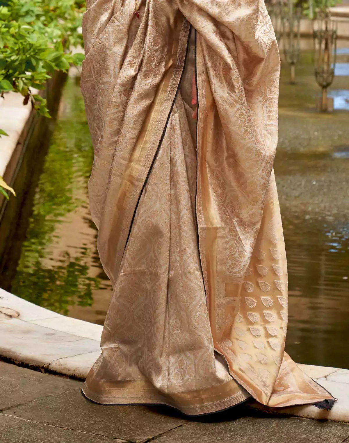 Image of Beige Woven design Banaras Patola Silk Saree