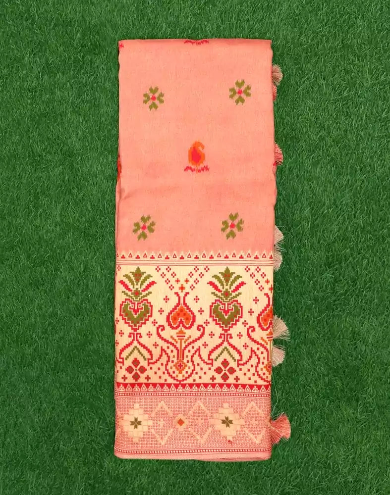 Image of Peach Paisley Weave Chiniya Silk Saree