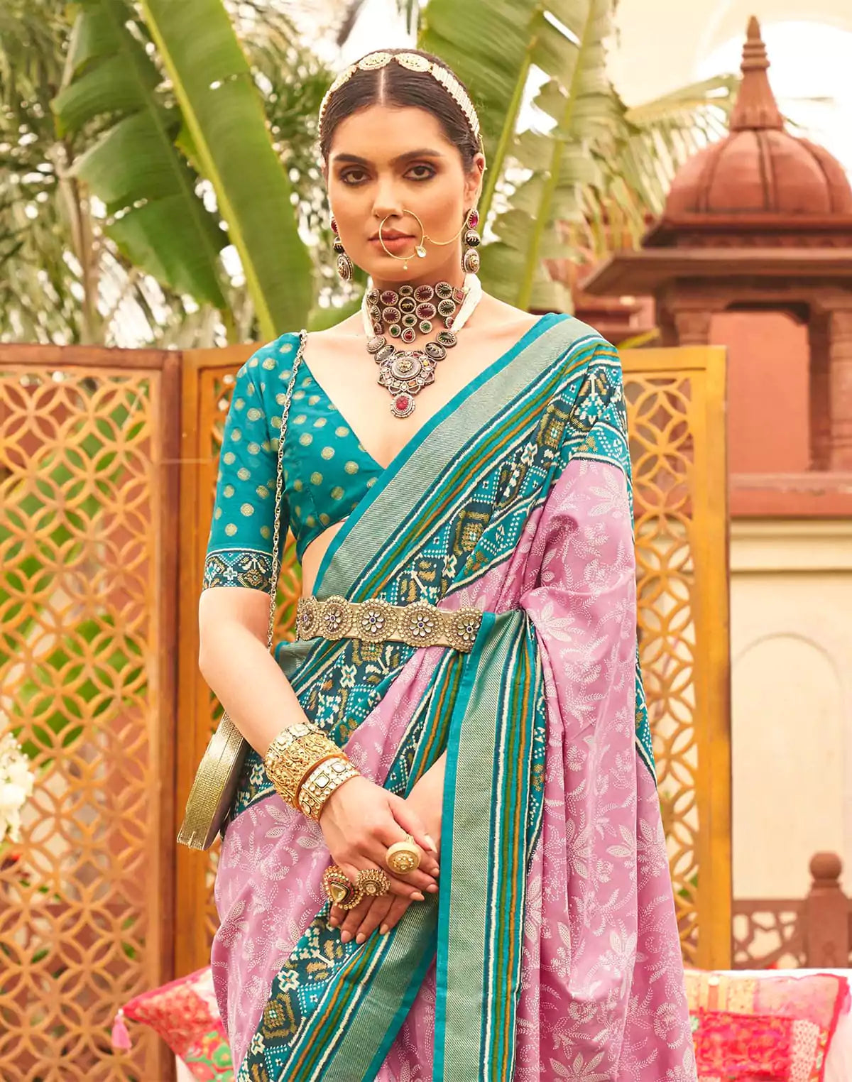 Image of Glamorous Pink Patola Print Saree