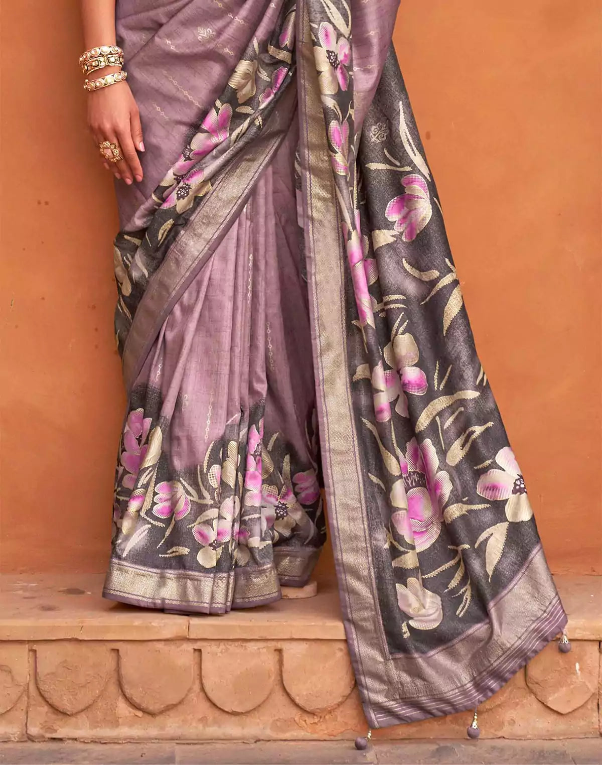 Image of Light Purple Soft Silk Saree with Floral Print