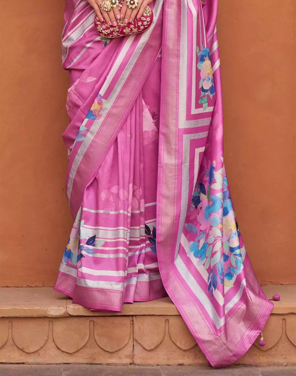 Image of Captivating Pink Color Soft Silk Saree