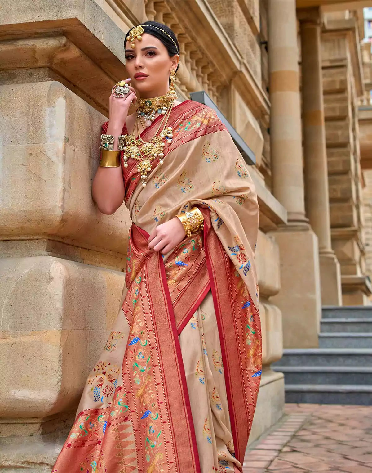 Image of Beige and Red Paithani Border Saree