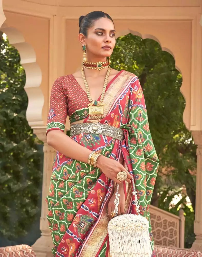Image of Beautiful Green Coloured Ikat Print Patola Saree