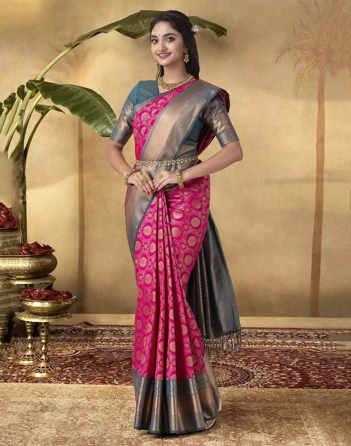 Image of Extraordinary Pink Floral Soft Banaras Skut Border Saree