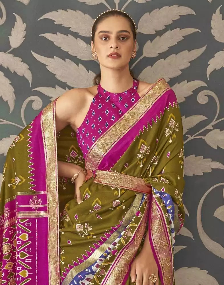 Image of Light Mehendi Green Floral Print Patola Saree