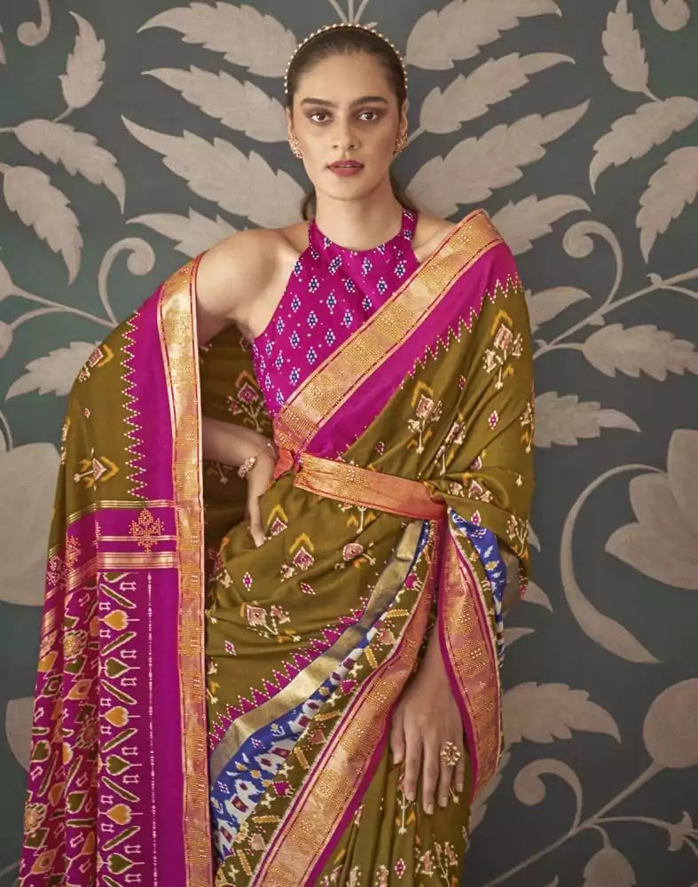 Image of Light Mehendi Green Floral Print Patola Saree