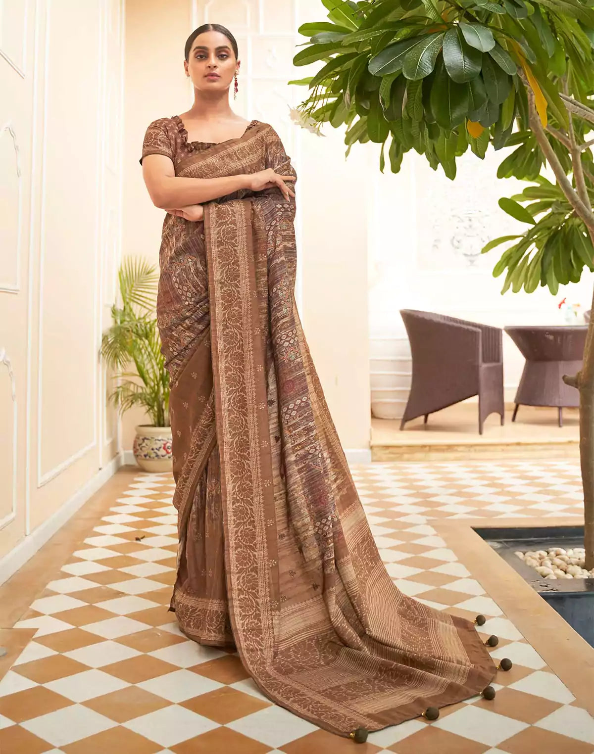 Image of Brown Graphic design Jute Silk Saree