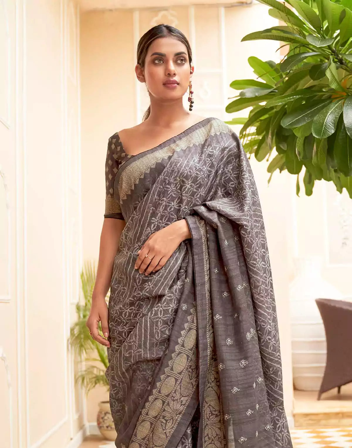 Image of Grey Floral Jute Silk Fancy Saree