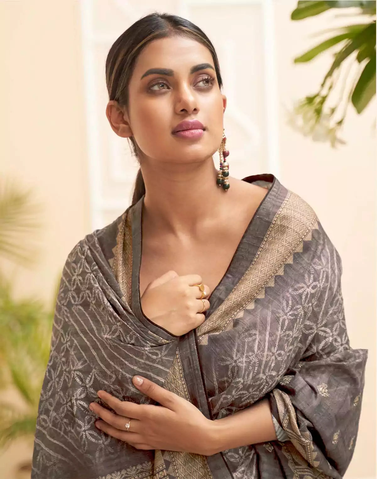 Image of Grey Floral Jute Silk Fancy Saree