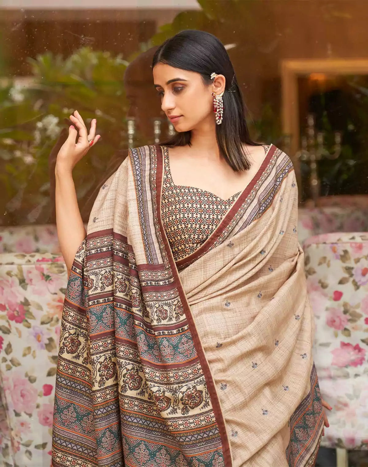 Image of Cream Jute Silk Saree with Broad Border