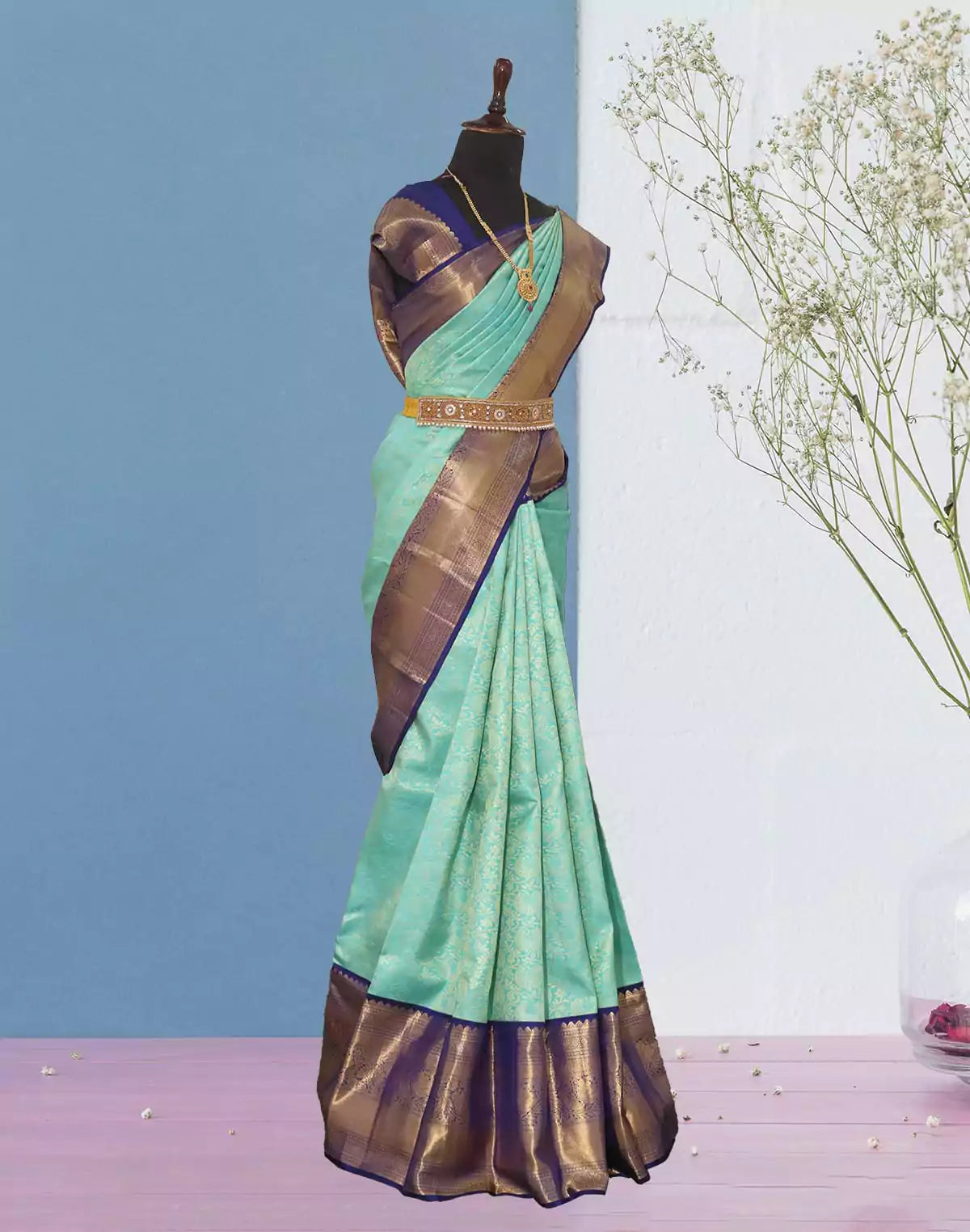 Image of Sea Green Kanchi Pattu Pure Silk Saree with Contrast Border