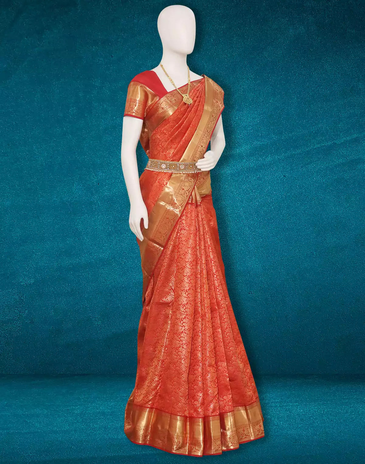 Image of Red Coloured Floral Kanchi Pattu Self Border Saree