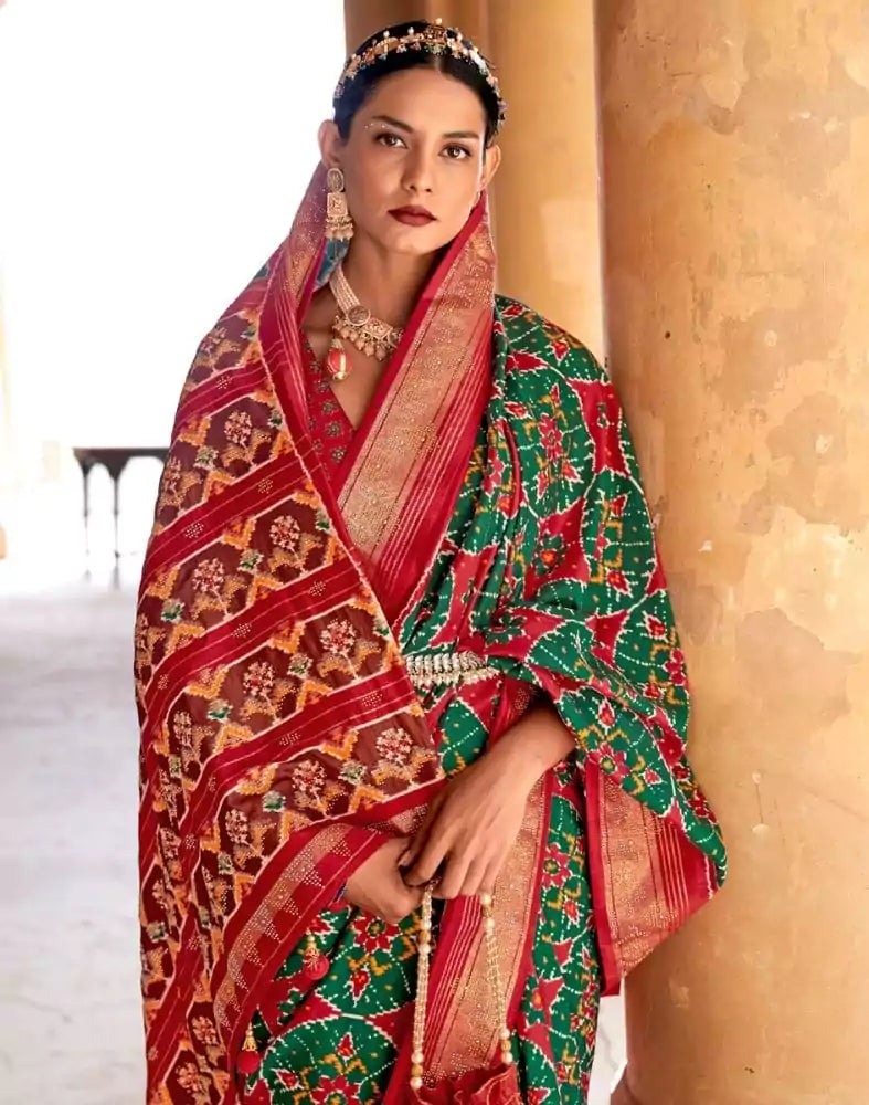 Image of Green Coloured Mica Print Ikat Saree