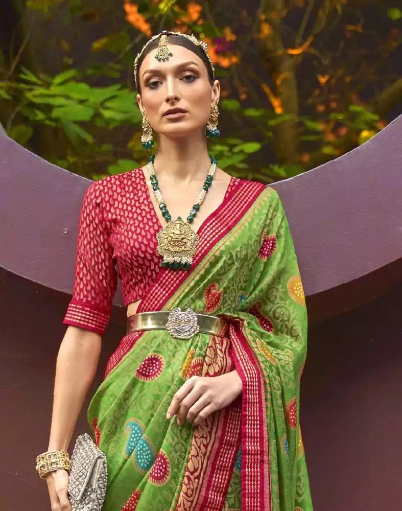 Image of Green Paisley Pattern Brasso Fabric Saree