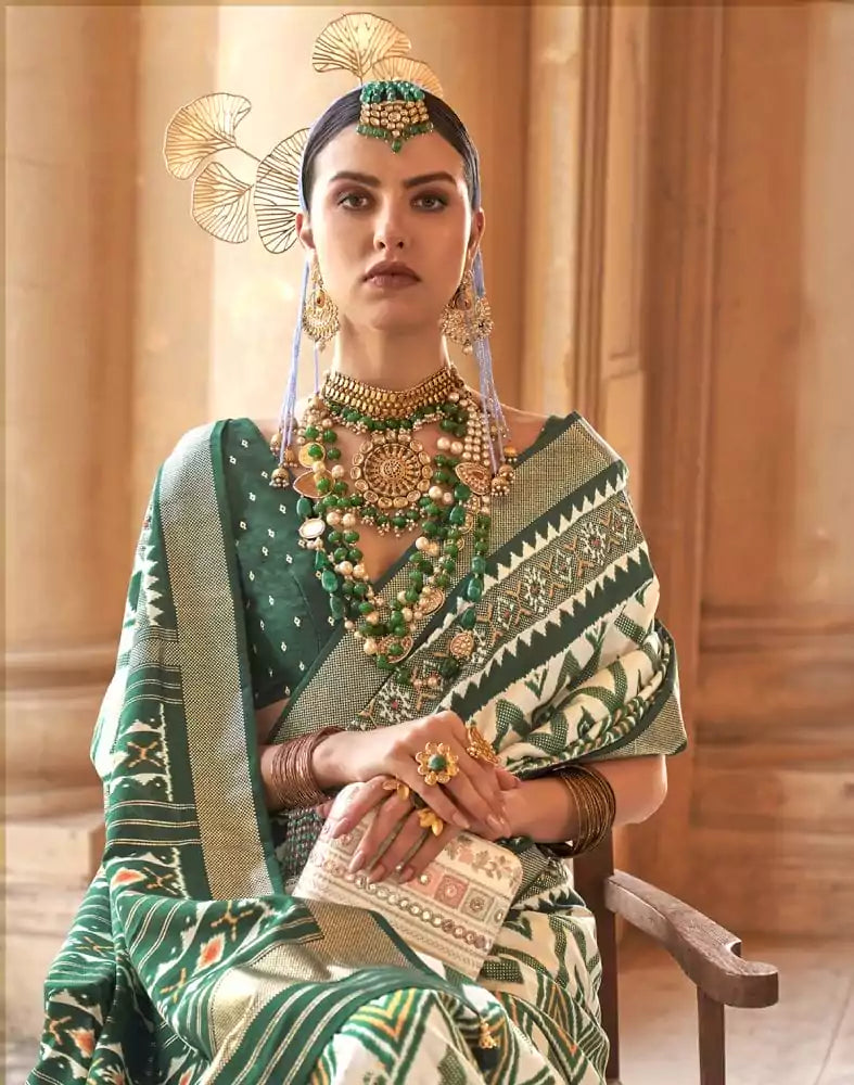 Image of Patola Fabric Off White Chevron Print Saree