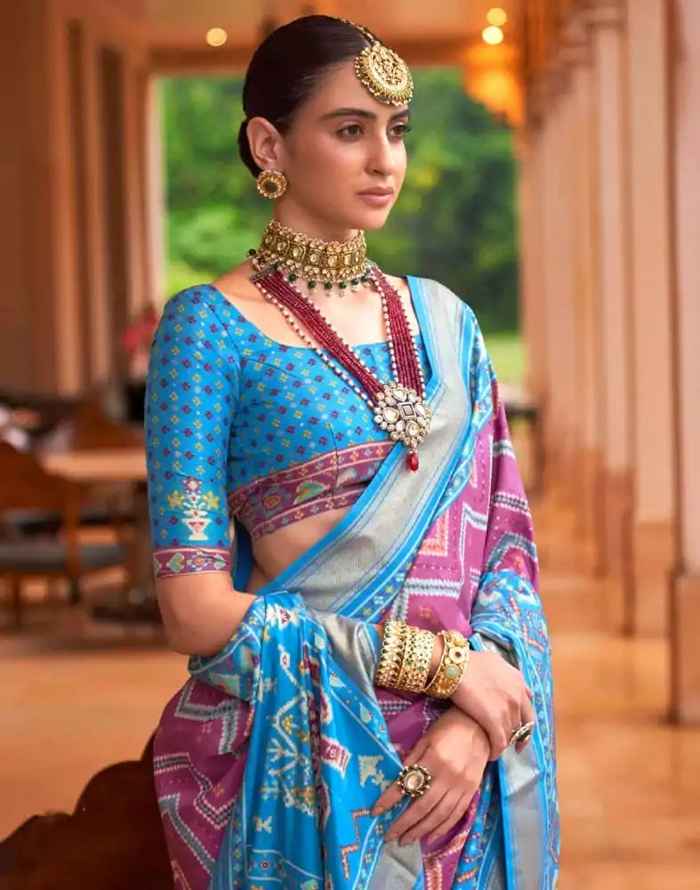 Image of Dazzling Purple Chevron Print Patola Saree