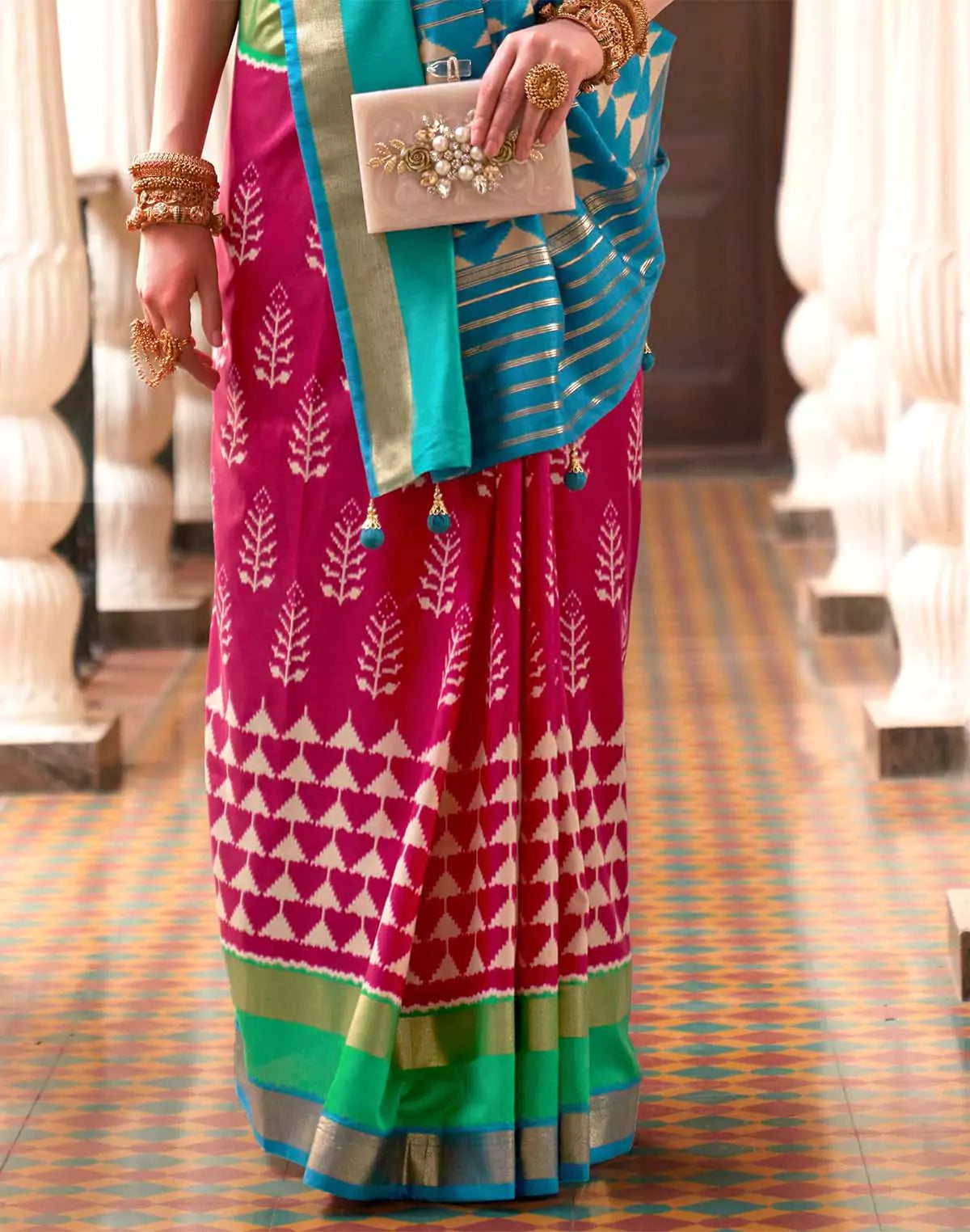 Image of Pink stylish Woven Design Soft Patola Silk Saree